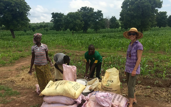 Jessie Luna with more cotton farmers in Brukina Faso