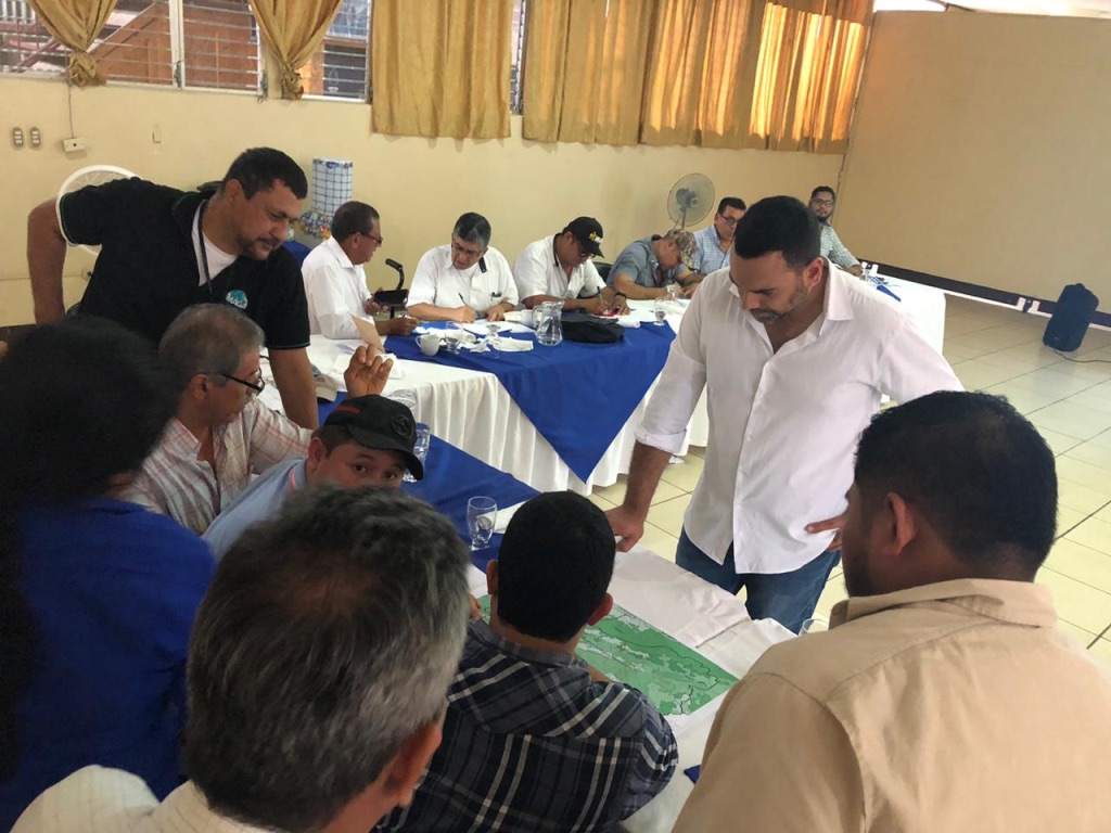 Pons, during a a community mapping exercise with agricultural extension service agents in the Dry Corridor region of Guatemala